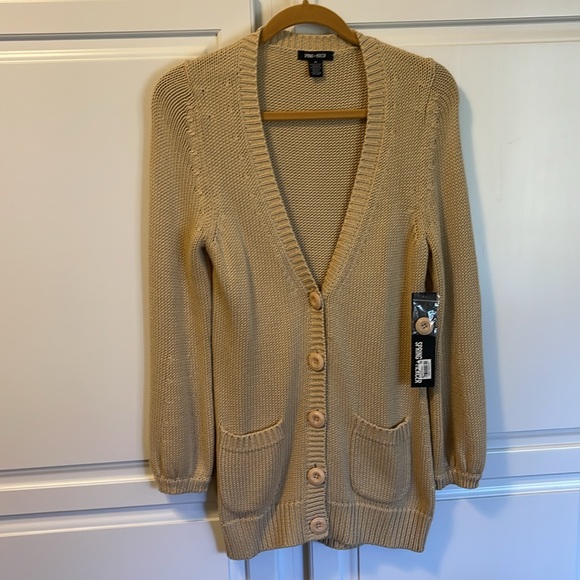 Spring&mercer Cardigan, Beige, size Medium, brand new! - Picture 2 of 3